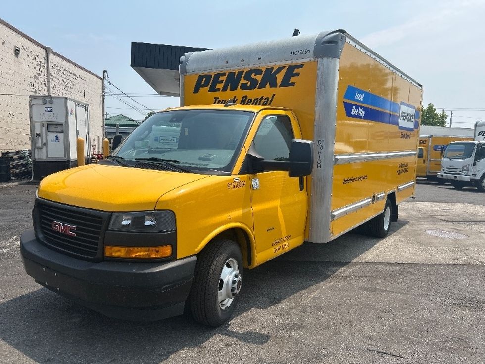 Light Duty Box Truck-Light and Medium Duty Trucks-GMC-2021-Savana G33903-West Babylon-NY-54,952\n\t\tmiles-$ 29,250 - Image 3