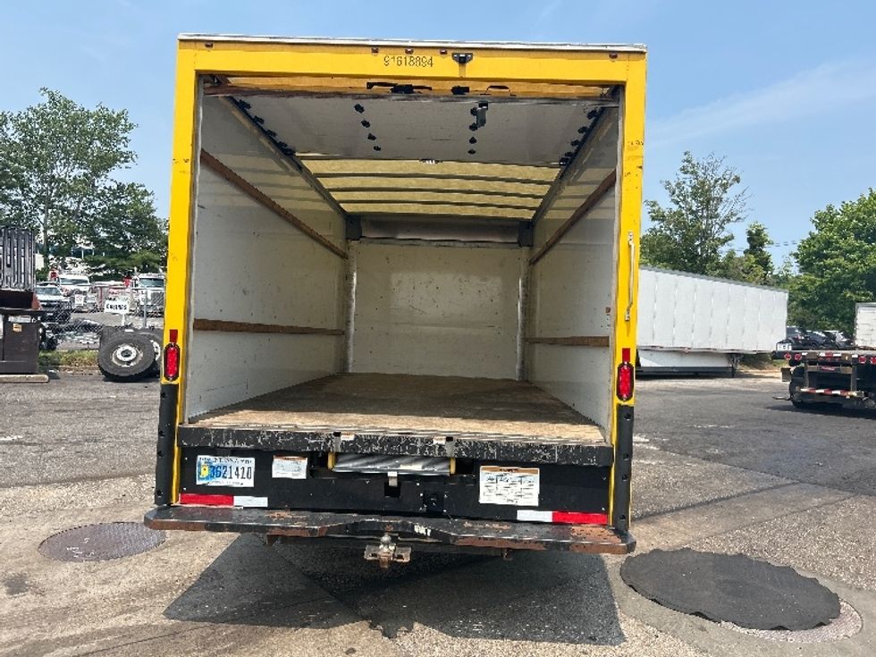 Light Duty Box Truck-Light and Medium Duty Trucks-GMC-2021-Savana G33903-West Babylon-NY-54,952\n\t\tmiles-$ 29,250 - Image 8