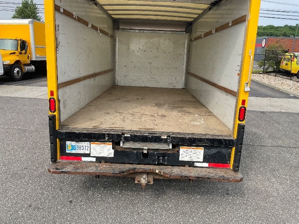 Light Duty Box Truck-Light and Medium Duty Trucks-GMC-2021-Savana G33903-West Babylon-NY-87,669\n\t\tmiles-$ 25,750 - Image 10