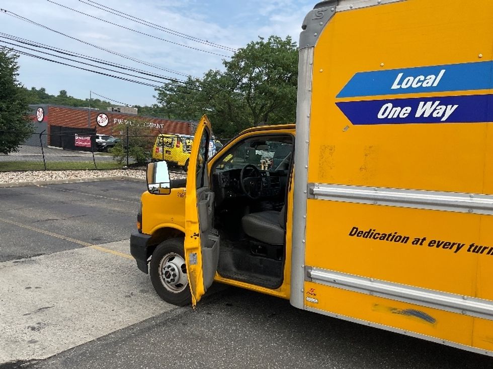 Light Duty Box Truck-Light and Medium Duty Trucks-GMC-2021-Savana G33903-West Babylon-NY-87,669\n\t\tmiles-$ 25,750 - Image 16