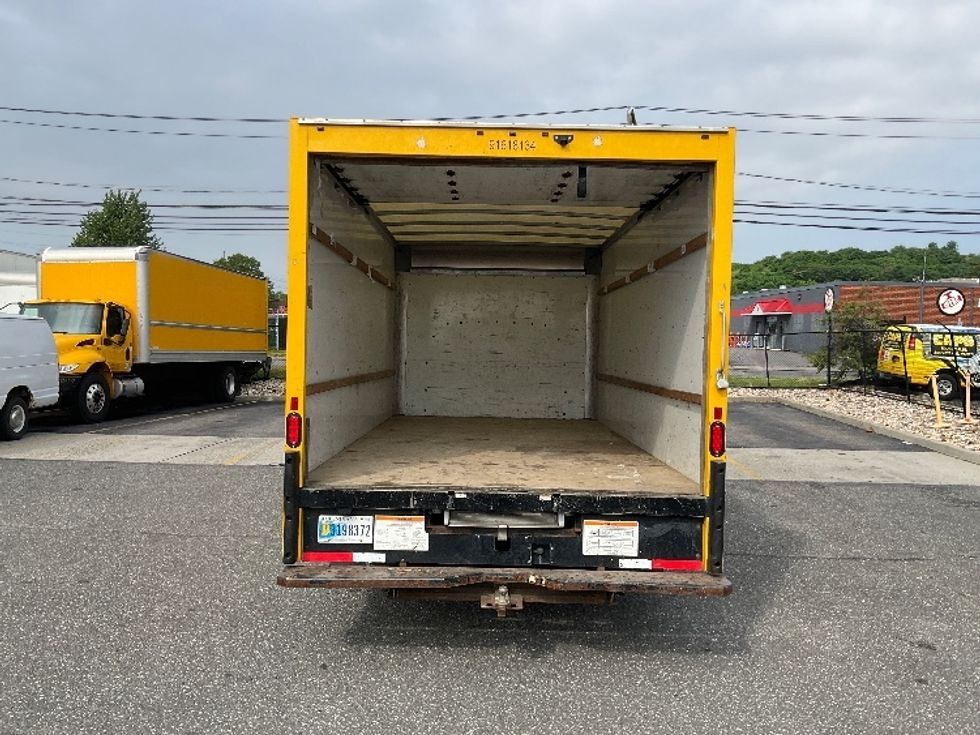 Light Duty Box Truck-Light and Medium Duty Trucks-GMC-2021-Savana G33903-West Babylon-NY-87,669\n\t\tmiles-$ 25,750 - Image 8