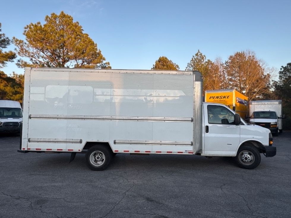 Light Duty Box Truck-Light and Medium Duty Trucks-GMC-2021-Savana G33903-West Columbia-SC-102,137\n\t\tmiles-$ 24,250 - Image 15