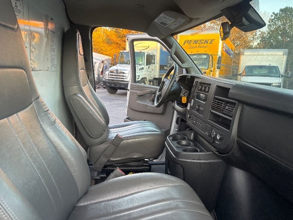 Light Duty Box Truck-Light and Medium Duty Trucks-GMC-2021-Savana G33903-West Columbia-SC-102,137\n\t\tmiles-$ 24,250 - Image 22