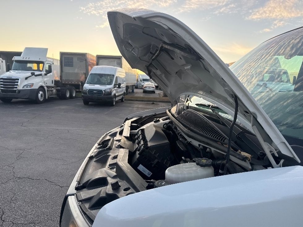 Light Duty Box Truck-Light and Medium Duty Trucks-GMC-2021-Savana G33903-West Columbia-SC-102,137\n\t\tmiles-$ 24,250 - Image 24