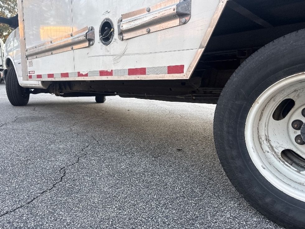 Light Duty Box Truck-Light and Medium Duty Trucks-GMC-2021-Savana G33903-West Columbia-SC-102,137\n\t\tmiles-$ 24,250 - Image 5