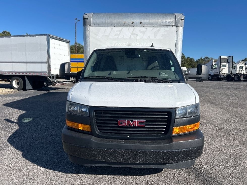 Light Duty Box Truck-Light and Medium Duty Trucks-GMC-2021-Savana G33903-West Columbia-SC-119,474\n\t\tmiles-$ 29,000 - Image 2