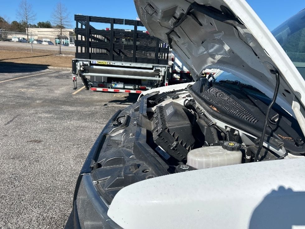 Light Duty Box Truck-Light and Medium Duty Trucks-GMC-2021-Savana G33903-West Columbia-SC-119,474\n\t\tmiles-$ 29,000 - Image 24