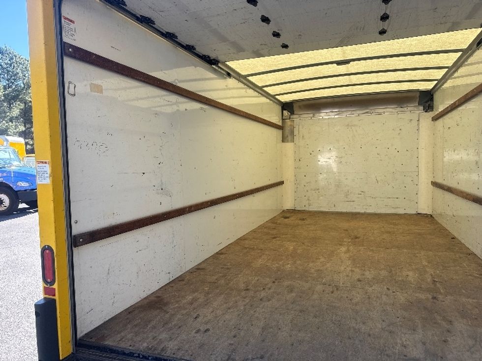 Light Duty Box Truck-Light and Medium Duty Trucks-GMC-2021-Savana G33903-West Columbia-SC-120,569\n\t\tmiles-$ 25,750 - Image 11