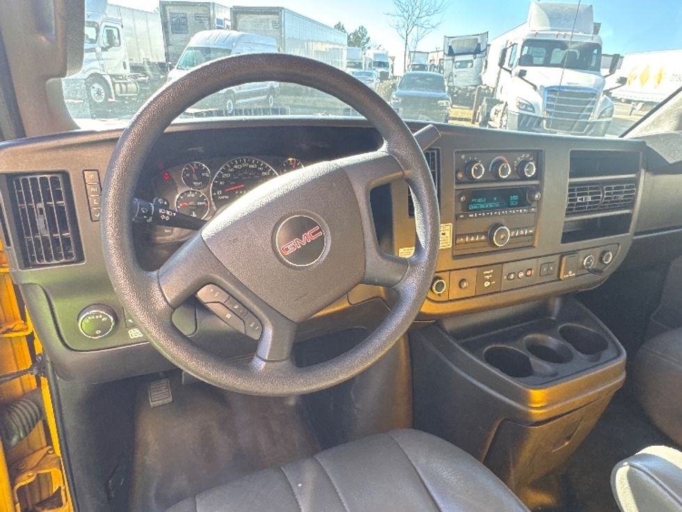 Light Duty Box Truck-Light and Medium Duty Trucks-GMC-2021-Savana G33903-West Columbia-SC-120,569\n\t\tmiles-$ 25,750 - Image 18