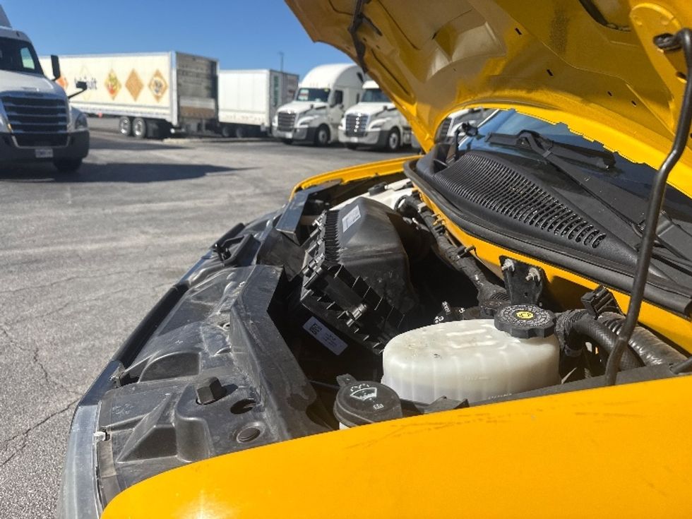 Light Duty Box Truck-Light and Medium Duty Trucks-GMC-2021-Savana G33903-West Columbia-SC-120,569\n\t\tmiles-$ 25,750 - Image 24