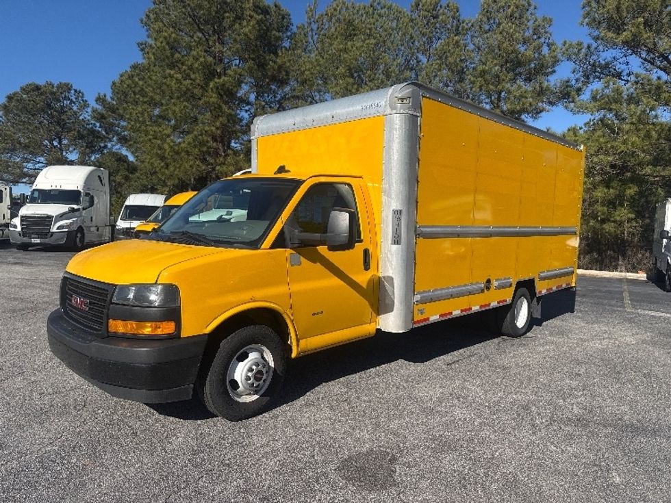 Light Duty Box Truck-Light and Medium Duty Trucks-GMC-2021-Savana G33903-West Columbia-SC-120,569\n\t\tmiles-$ 25,750 - Image 3