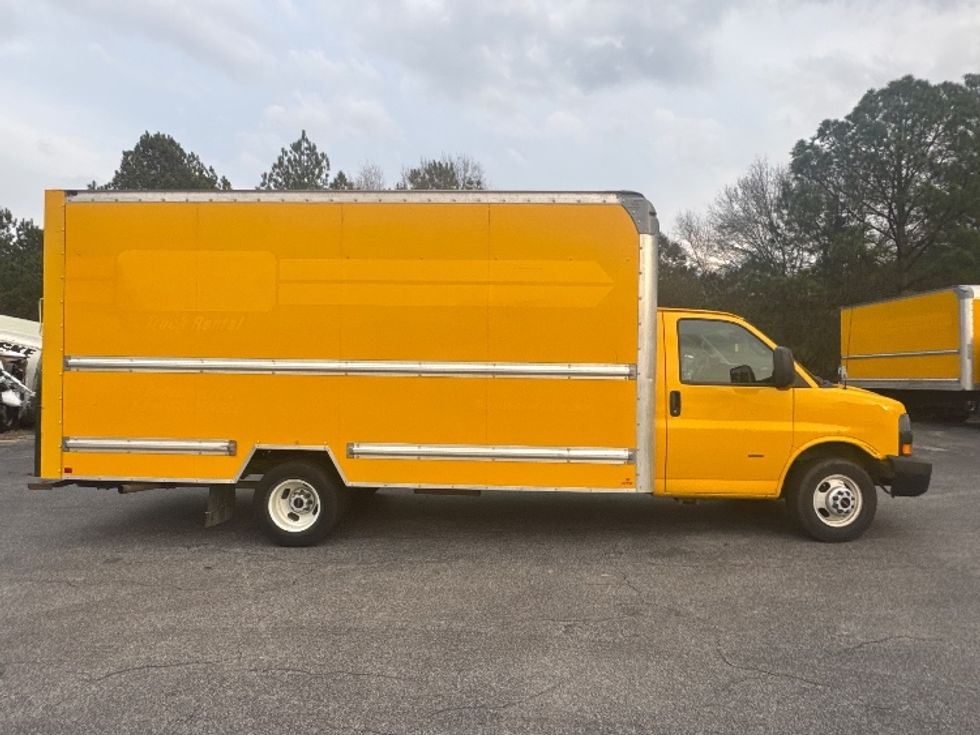 Light Duty Box Truck-Light and Medium Duty Trucks-GMC-2021-Savana G33903-West Columbia-SC-86,167\n\t\tmiles-$ 29,750 - Image 15