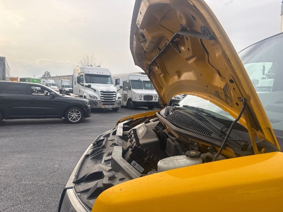 Light Duty Box Truck-Light and Medium Duty Trucks-GMC-2021-Savana G33903-West Columbia-SC-86,167\n\t\tmiles-$ 29,750 - Image 24