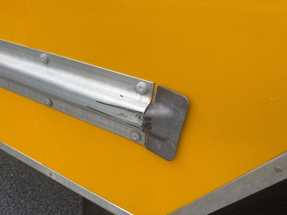 Light Duty Box Truck-Light and Medium Duty Trucks-GMC-2021-Savana G33903-West Columbia-SC-86,167\n\t\tmiles-$ 29,750 - Image 28