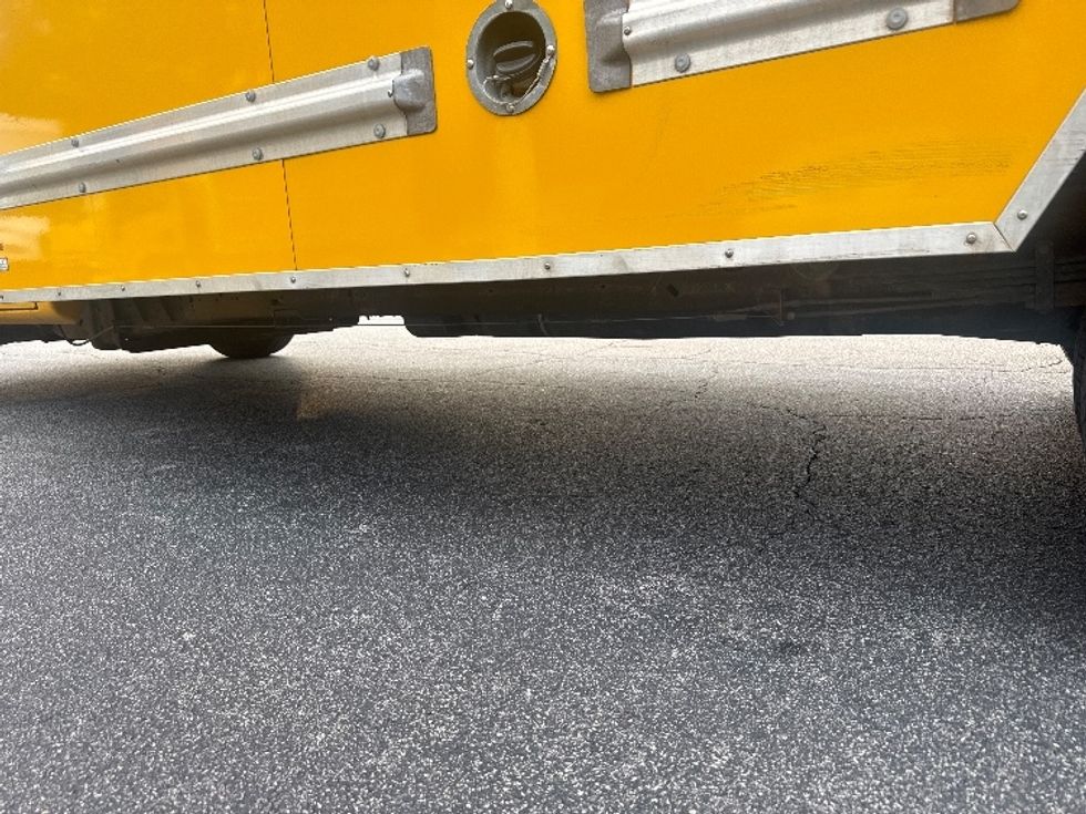 Light Duty Box Truck-Light and Medium Duty Trucks-GMC-2021-Savana G33903-West Columbia-SC-86,167\n\t\tmiles-$ 29,750 - Image 5