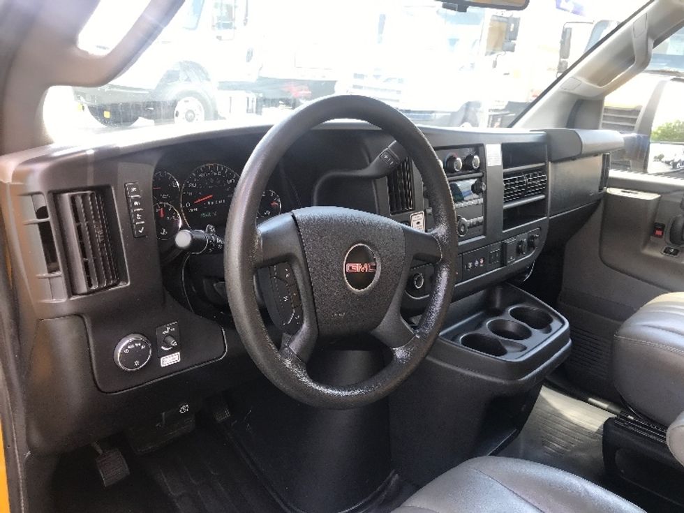 Light Duty Box Truck-Light and Medium Duty Trucks-GMC-2021-Savana G33903-West Fargo-ND-87,297\n\t\tmiles-$ 26,750 - Image 17