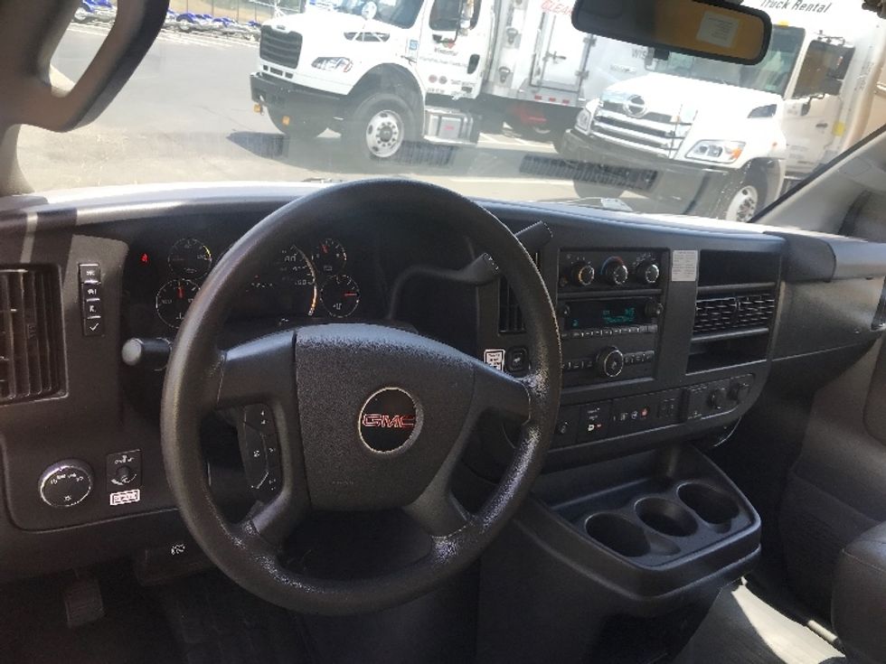 Light Duty Box Truck-Light and Medium Duty Trucks-GMC-2021-Savana G33903-West Fargo-ND-87,297\n\t\tmiles-$ 26,750 - Image 18