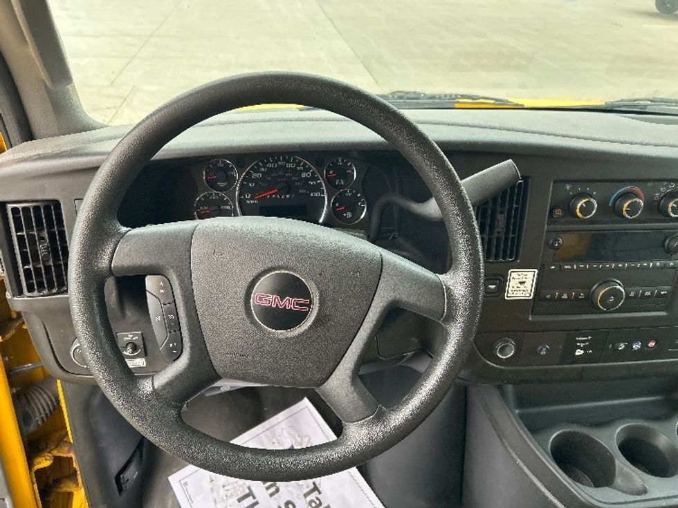 Light Duty Box Truck-Light and Medium Duty Trucks-GMC-2021-Savana G33903-West Fargo-ND-98,304\n\t\tmiles-$ 28,250 - Image 16