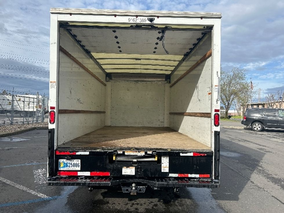 Light Duty Box Truck-Light and Medium Duty Trucks-GMC-2021-Savana G33903-West Sacramento-CA-102,498\n\t\tmiles-$ 30,500 - Image 8