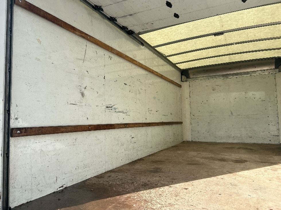 Light Duty Box Truck-Light and Medium Duty Trucks-GMC-2021-Savana G33903-West Sacramento-CA-102,498\n\t\tmiles-$ 30,500 - Image 10