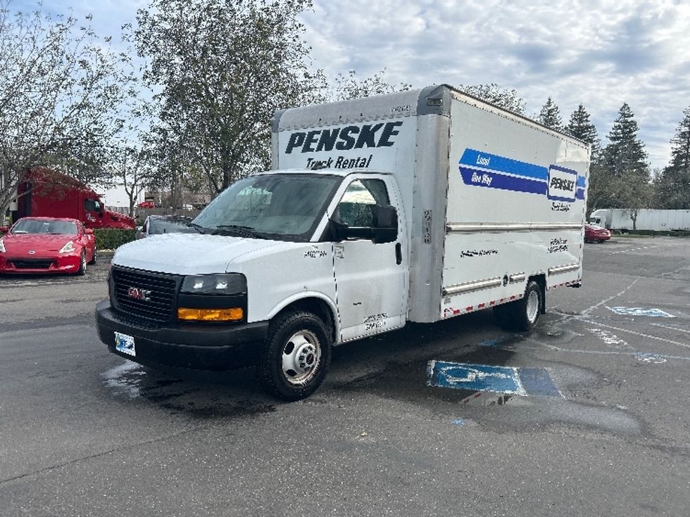 Light Duty Box Truck-Light and Medium Duty Trucks-GMC-2021-Savana G33903-West Sacramento-CA-102,498\n\t\tmiles-$ 30,500 - Image 3