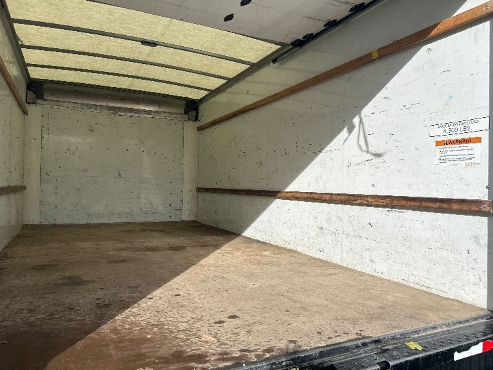 Light Duty Box Truck-Light and Medium Duty Trucks-GMC-2021-Savana G33903-West Sacramento-CA-102,498\n\t\tmiles-$ 30,500 - Image 11