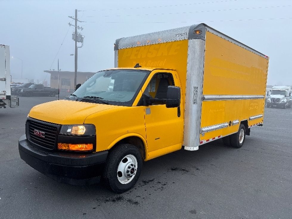 Light Duty Box Truck-Light and Medium Duty Trucks-GMC-2021-Savana G33903-West Sacramento-CA-107,109\n\t\tmiles-$ 26,750 - Image 3