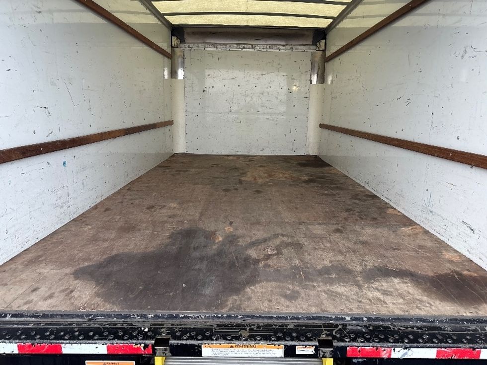 Light Duty Box Truck-Light and Medium Duty Trucks-GMC-2021-Savana G33903-West Sacramento-CA-107,109\n\t\tmiles-$ 26,750 - Image 9