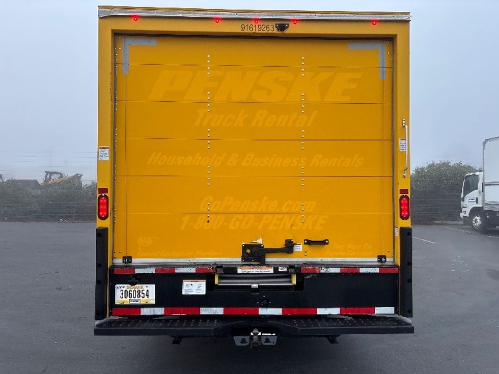 Light Duty Box Truck-Light and Medium Duty Trucks-GMC-2021-Savana G33903-West Sacramento-CA-107,109\n\t\tmiles-$ 26,750 - Image 7