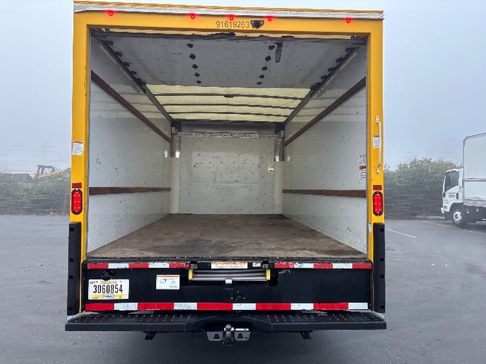 Light Duty Box Truck-Light and Medium Duty Trucks-GMC-2021-Savana G33903-West Sacramento-CA-107,109\n\t\tmiles-$ 26,750 - Image 8