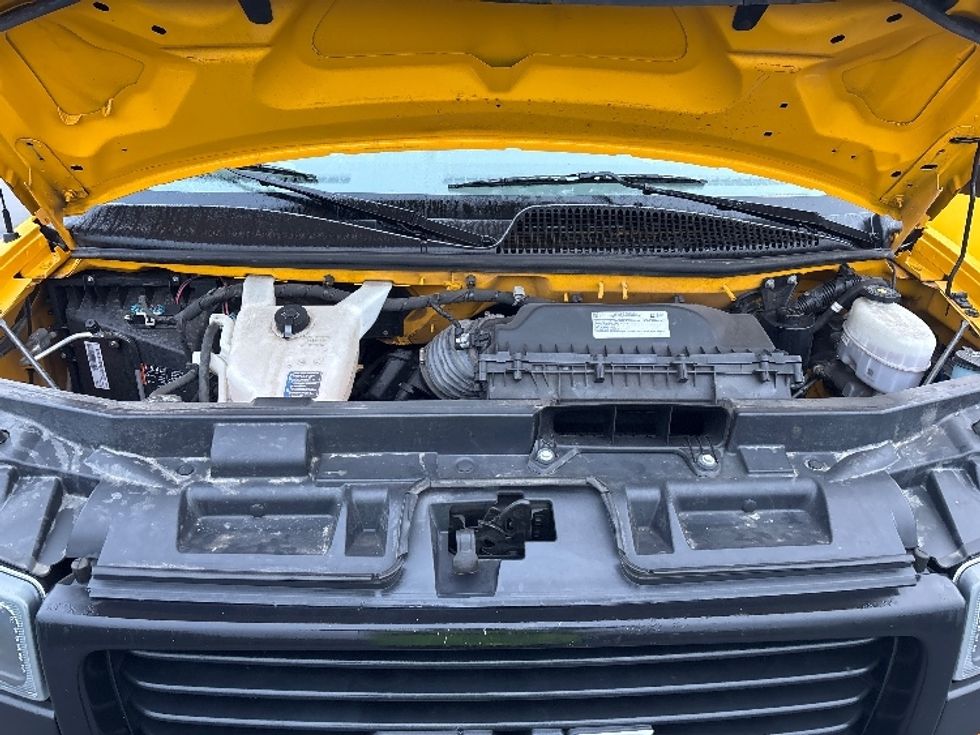 Light Duty Box Truck-Light and Medium Duty Trucks-GMC-2021-Savana G33903-West Sacramento-CA-107,109\n\t\tmiles-$ 26,750 - Image 22