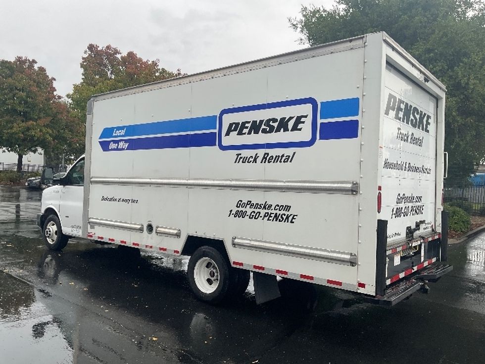 Light Duty Box Truck-Light and Medium Duty Trucks-GMC-2021-Savana G33903-West Sacramento-CA-108,556\n\t\tmiles-$ 29,750 - Image 6