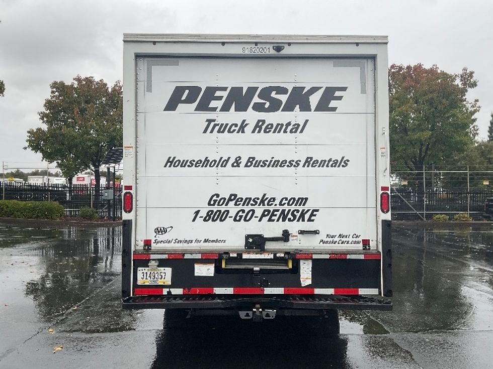 Light Duty Box Truck-Light and Medium Duty Trucks-GMC-2021-Savana G33903-West Sacramento-CA-108,556\n\t\tmiles-$ 29,750 - Image 7