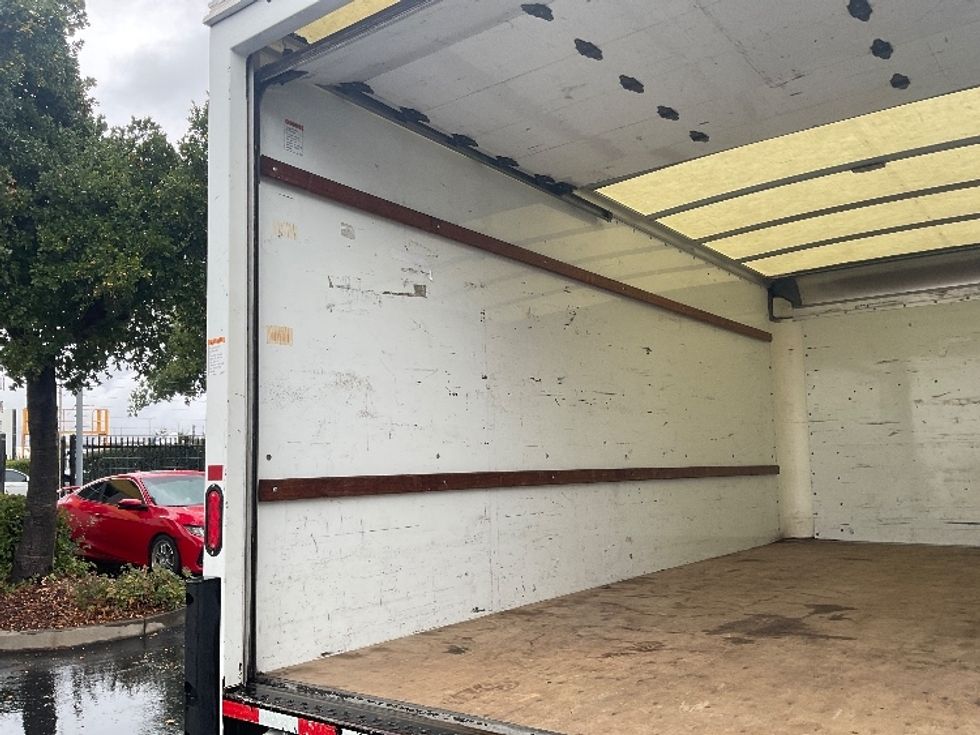 Light Duty Box Truck-Light and Medium Duty Trucks-GMC-2021-Savana G33903-West Sacramento-CA-108,556\n\t\tmiles-$ 29,750 - Image 10