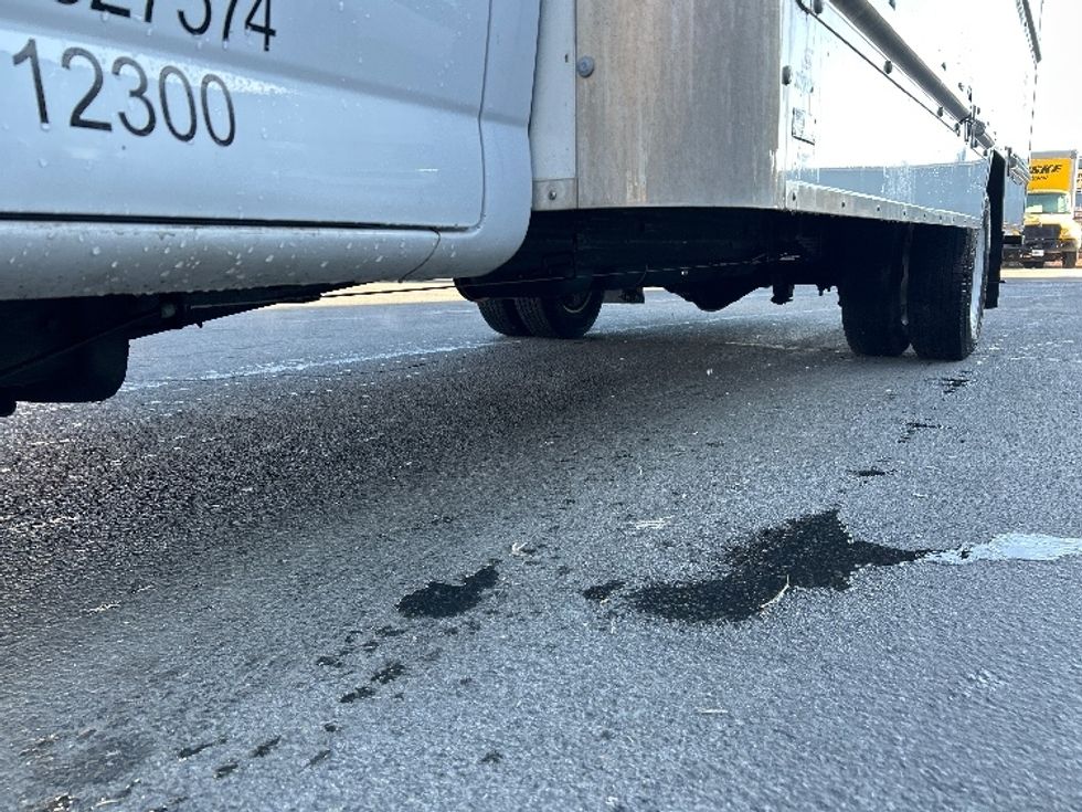 Light Duty Box Truck-Light and Medium Duty Trucks-GMC-2021-Savana G33903-West Sacramento-CA-110,531\n\t\tmiles-$ 29,500 - Image 5