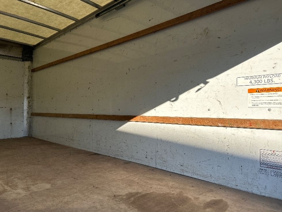 Light Duty Box Truck-Light and Medium Duty Trucks-GMC-2021-Savana G33903-West Sacramento-CA-110,531\n\t\tmiles-$ 29,500 - Image 12