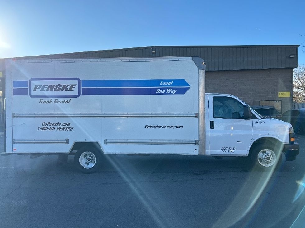 Light Duty Box Truck-Light and Medium Duty Trucks-GMC-2021-Savana G33903-West Sacramento-CA-110,531\n\t\tmiles-$ 29,500 - Image 15