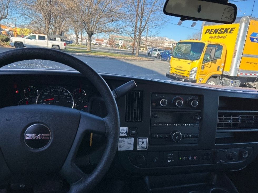 Light Duty Box Truck-Light and Medium Duty Trucks-GMC-2021-Savana G33903-West Sacramento-CA-110,531\n\t\tmiles-$ 29,500 - Image 18