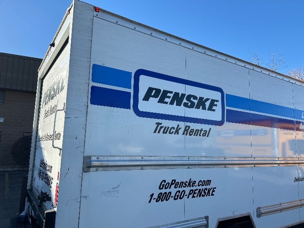 Light Duty Box Truck-Light and Medium Duty Trucks-GMC-2021-Savana G33903-West Sacramento-CA-110,531\n\t\tmiles-$ 29,500 - Image 25