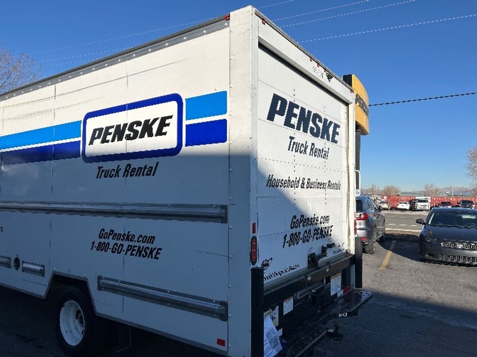 Light Duty Box Truck-Light and Medium Duty Trucks-GMC-2021-Savana G33903-West Sacramento-CA-110,531\n\t\tmiles-$ 29,500 - Image 26