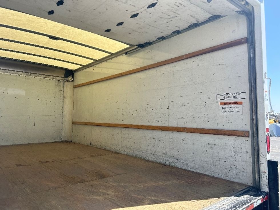 Light Duty Box Truck-Light and Medium Duty Trucks-GMC-2021-Savana G33903-West Sacramento-CA-115,024\n\t\tmiles-$ 27,250 - Image 10