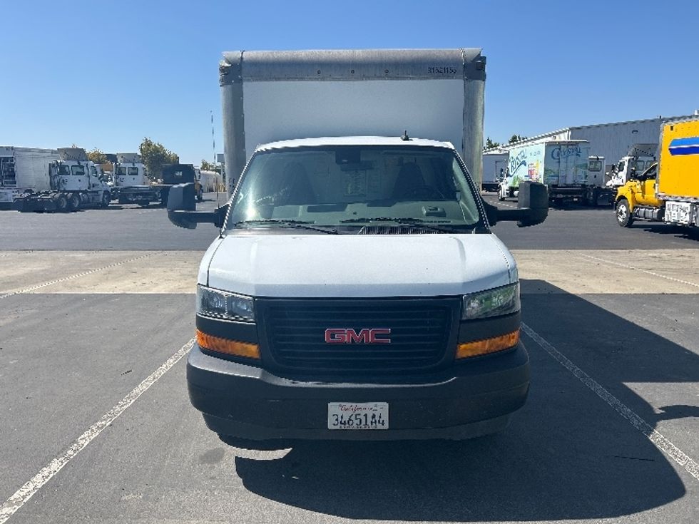 Light Duty Box Truck-Light and Medium Duty Trucks-GMC-2021-Savana G33903-West Sacramento-CA-115,024\n\t\tmiles-$ 27,250 - Image 2