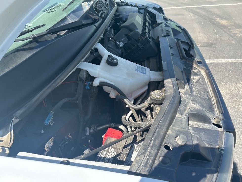 Light Duty Box Truck-Light and Medium Duty Trucks-GMC-2021-Savana G33903-West Sacramento-CA-115,024\n\t\tmiles-$ 27,250 - Image 20