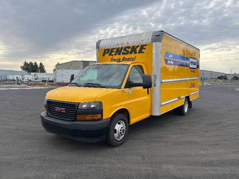 2021 Gmc Savana 3500 Cutaway photo 3