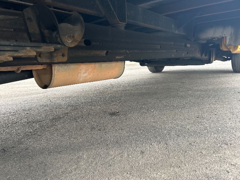 Light Duty Box Truck-Light and Medium Duty Trucks-GMC-2021-Savana G33903-West Sacramento-CA-118,771\n\t\tmiles-$ 23,250 - Image 12