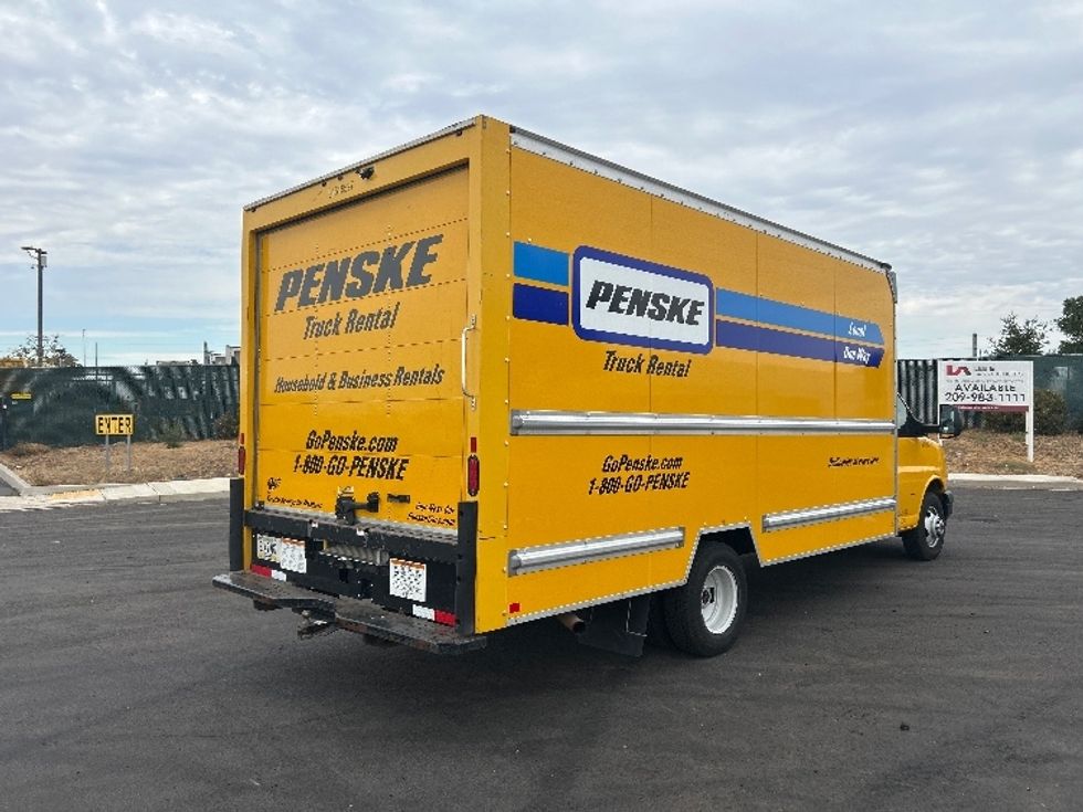 Light Duty Box Truck-Light and Medium Duty Trucks-GMC-2021-Savana G33903-West Sacramento-CA-118,771\n\t\tmiles-$ 23,250 - Image 11