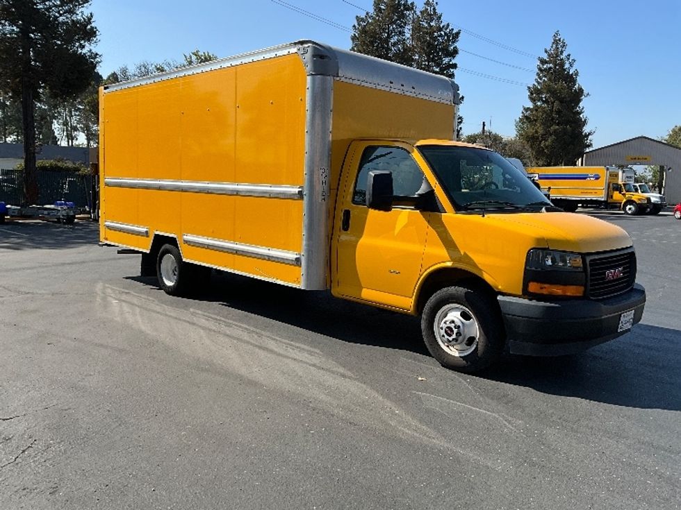 Light Duty Box Truck-Light and Medium Duty Trucks-GMC-2021-Savana G33903-West Sacramento-CA-50,908\n\t\tmiles-$ 32,000 - Image 1