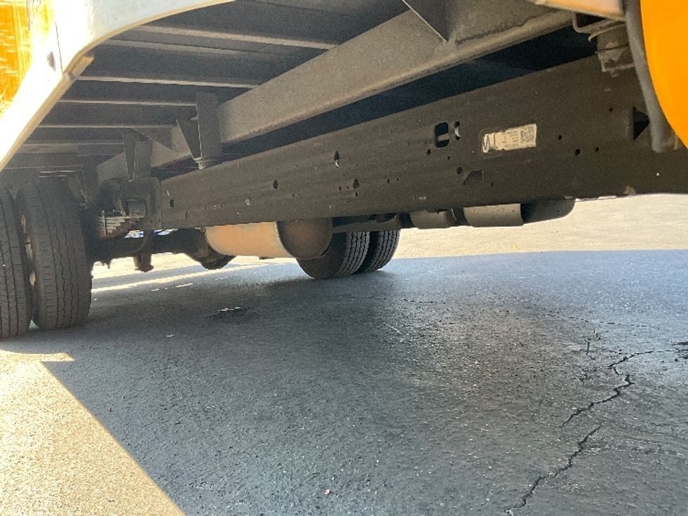 Light Duty Box Truck-Light and Medium Duty Trucks-GMC-2021-Savana G33903-West Sacramento-CA-50,908\n\t\tmiles-$ 32,000 - Image 14