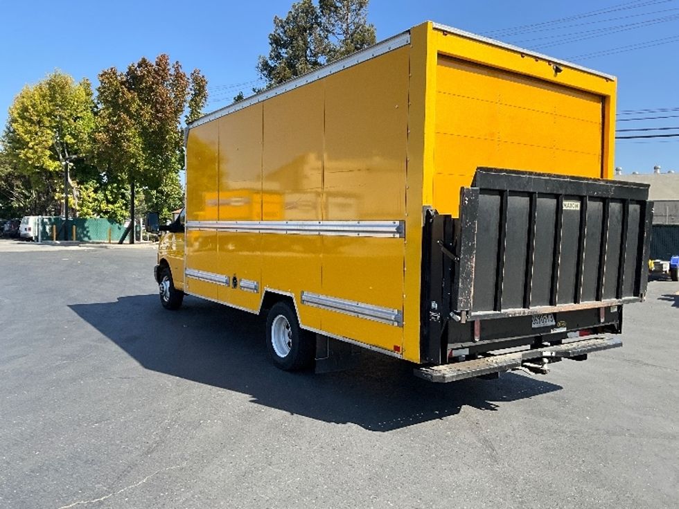 Light Duty Box Truck-Light and Medium Duty Trucks-GMC-2021-Savana G33903-West Sacramento-CA-50,908\n\t\tmiles-$ 32,000 - Image 6