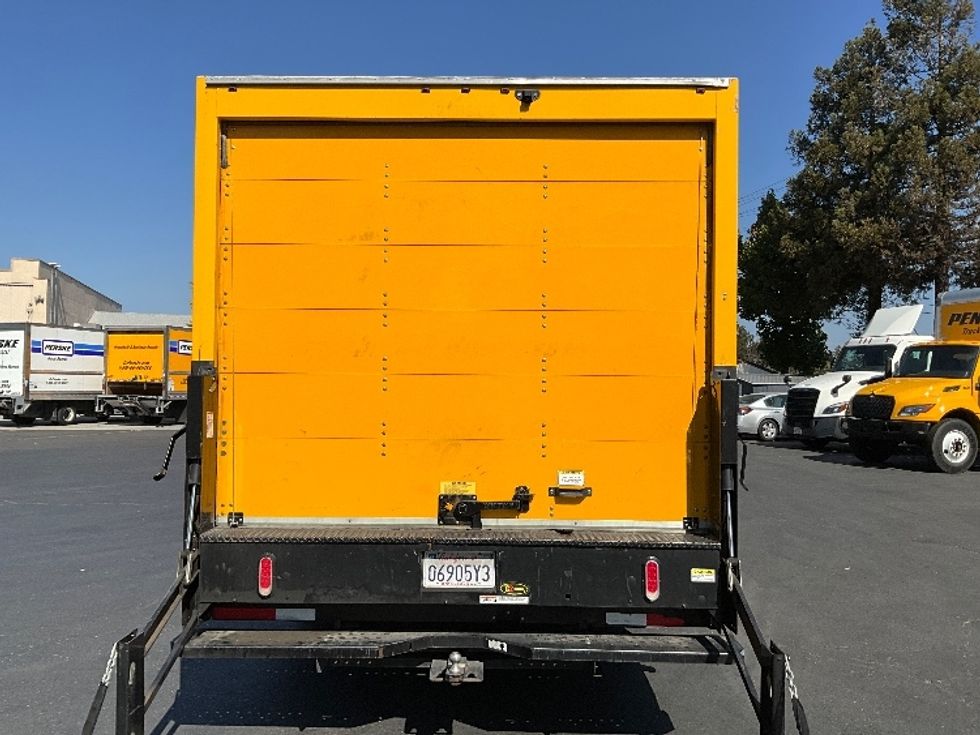 Light Duty Box Truck-Light and Medium Duty Trucks-GMC-2021-Savana G33903-West Sacramento-CA-50,908\n\t\tmiles-$ 32,000 - Image 7